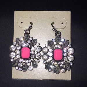 Unique Set Of Earrings ♡